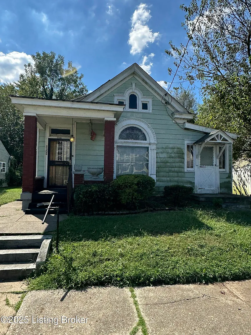 2306 Bolling Ave photo 1