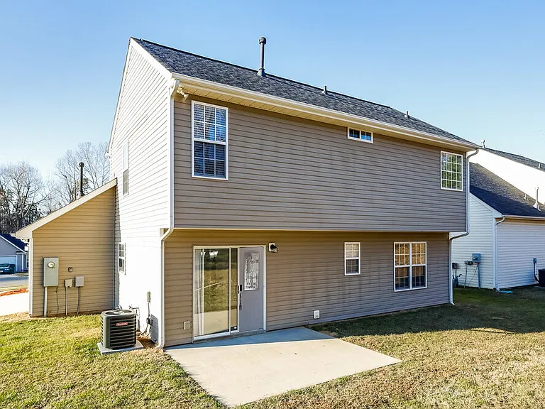 9422 Isaac Hunter Dr — Photo 17