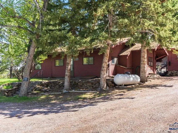 475 Gordon St, Custer, SD 57730