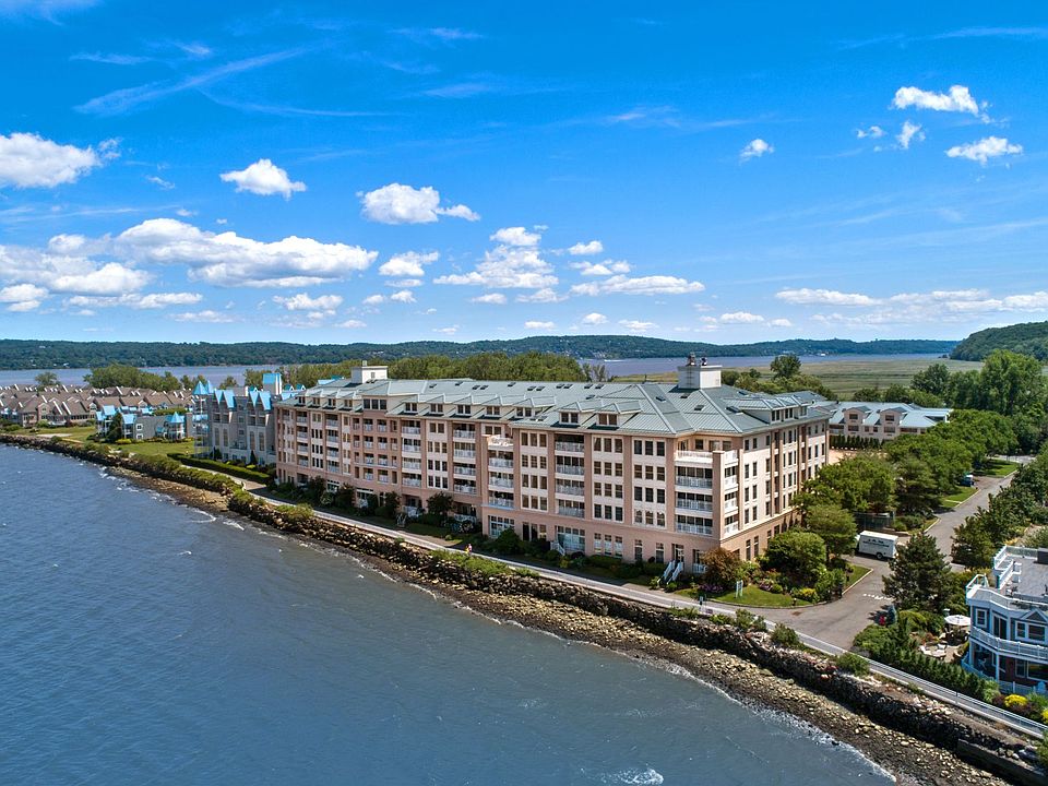 1st image of 409 Harbor Cv