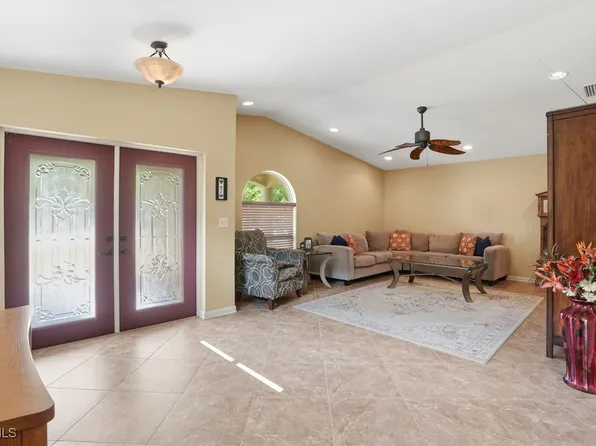 5541 Winkler Rd, Fort Myers, FL 33919