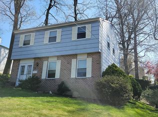 26 Overlook Ave, Willow Grove, PA 19090