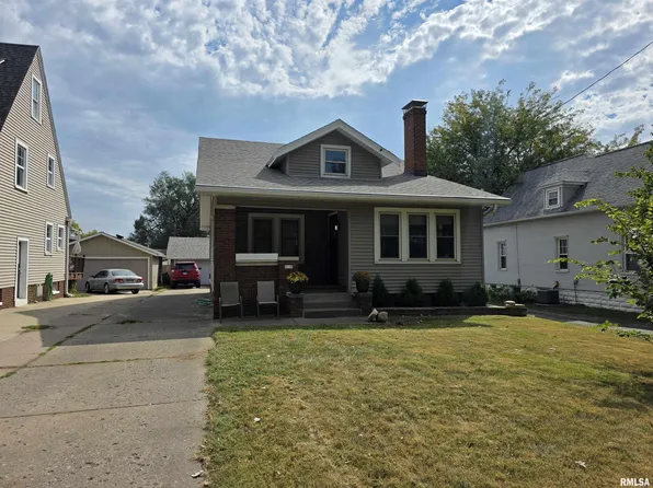 3118 N Sheridan Rd, Peoria, IL 61604