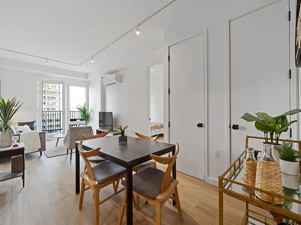 931 Carroll Street image 10 of 26