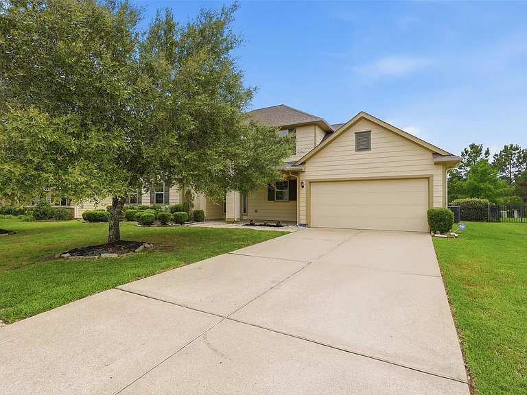 11307 Grand Creek Ln — Photo 1
