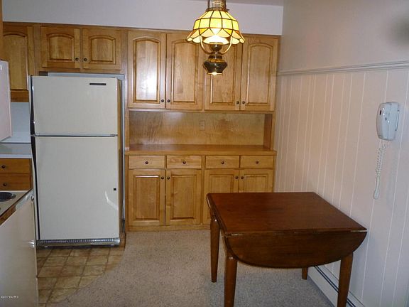 4th image of 5368 36th Ave APT 25