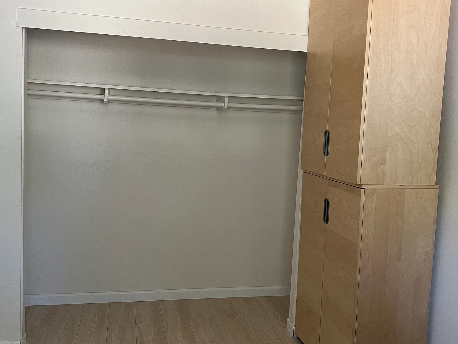 8 bed, 1728 sqft, $600 — Photo 2