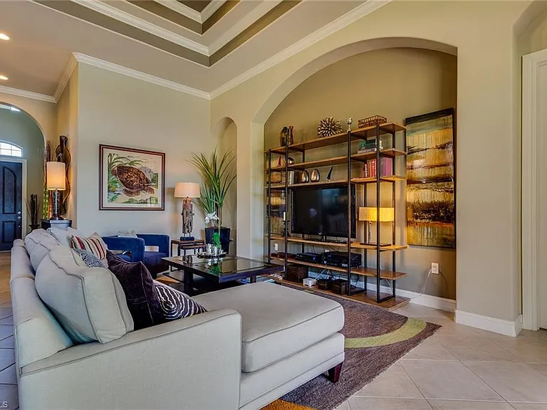 6215 Brunello Ln — Photo 4