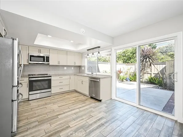 7021 Seal Cir, Huntington Beach, CA 92648