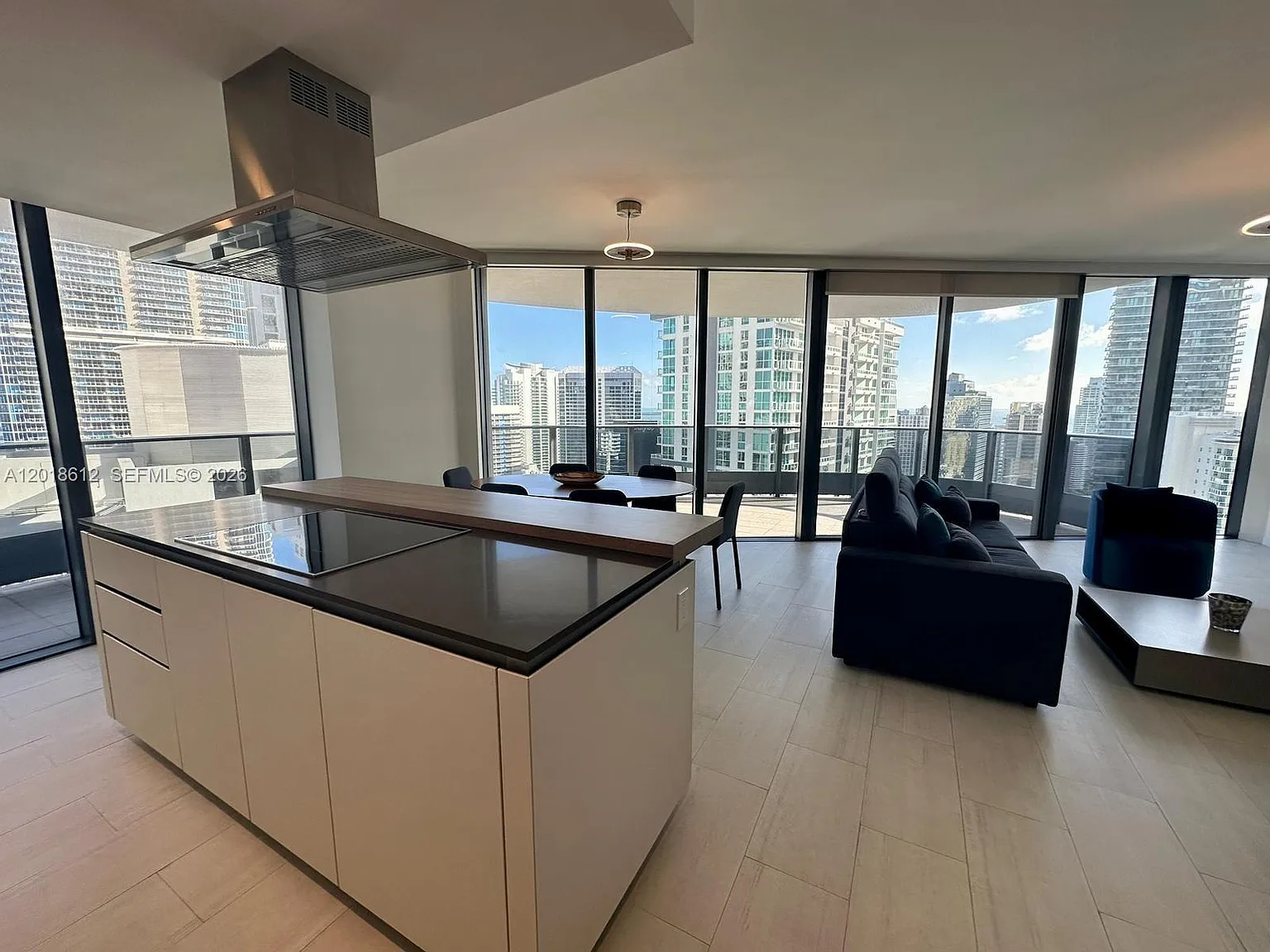 2 bed, 2.5 bath, 1286 sqft, $9,500 — Photo 1