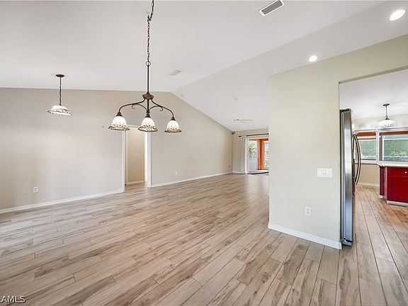 4th image of 20447 Hillsborough Blvd