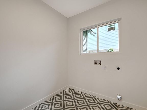 2nd image of 3213 Harris Park Ave #C