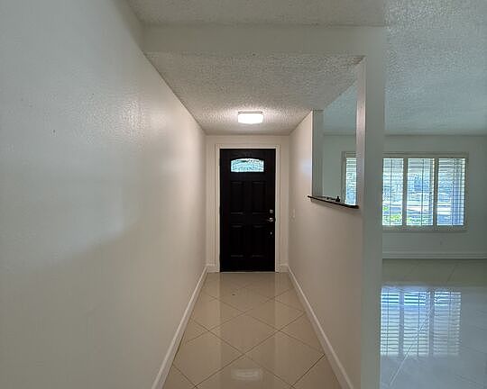 4th image of 5111 Halifax Rd