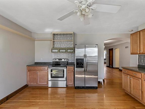 3rd image of 9910 Affton Pl