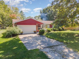 308 Arrowhead Dr, Shorewood, IL