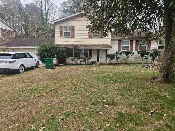 4177 Carrollwood Dr, Stone Mountain, GA 30083