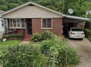 112 3rd Ave, Glasgow, WV 25086