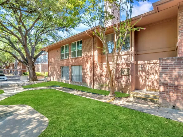 10556 High Hollows Dr, Dallas, TX 75230