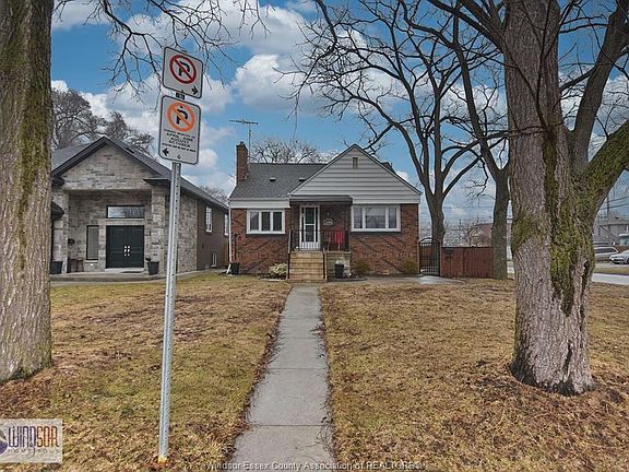 2nd image of 2496 Byng Rd