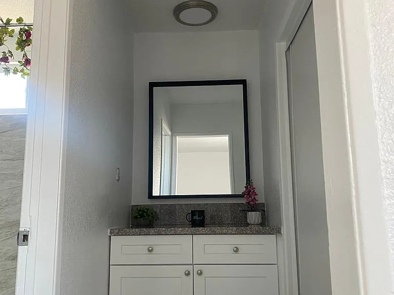 8553 Cedros Ave #9 — Photo 10
