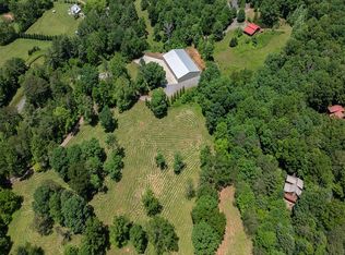 933 N Cashes Valley Rd, Blue Ridge, GA 30513