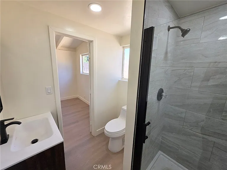13030 Bradwell Ave — Photo 12