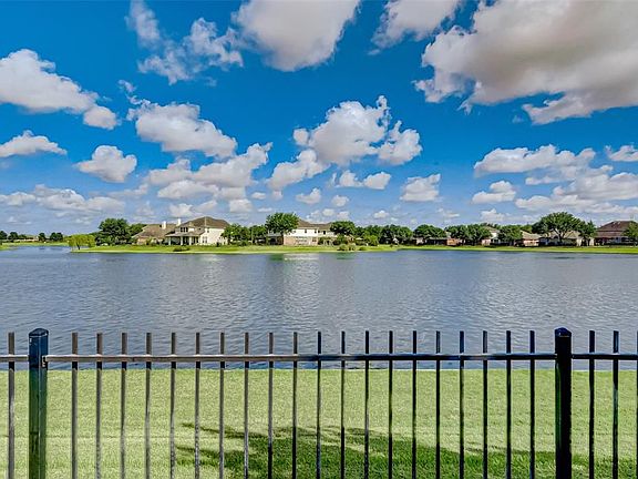 2nd image of 25607 Lockspur Dr