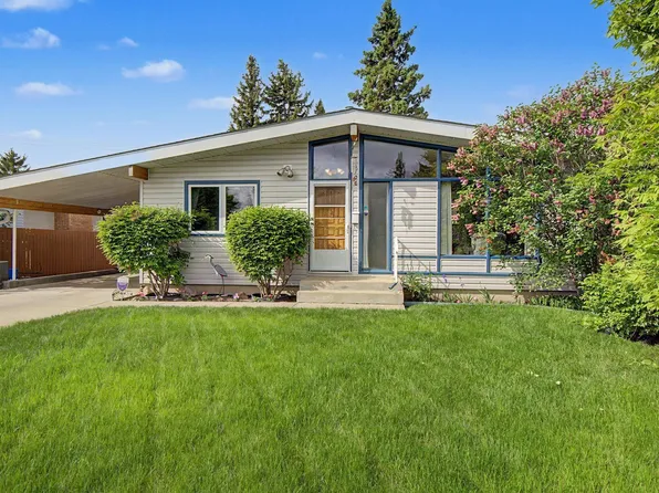 8706 162nd St NW, Edmonton, AB T5R 2M1