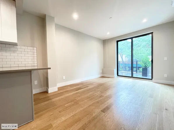 2771 Reservoir Avenue image 3 of 12