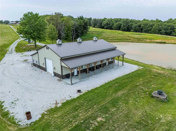 15851 State Hwy N, Bowling Green, MO 63334