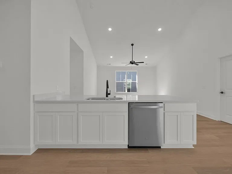 6579 Elizabeth Ann Way — Photo 18