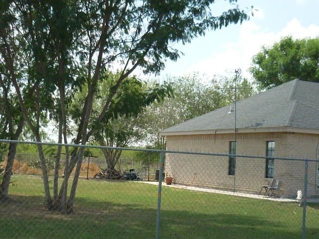 2nd image of 2305 Sofia Dr