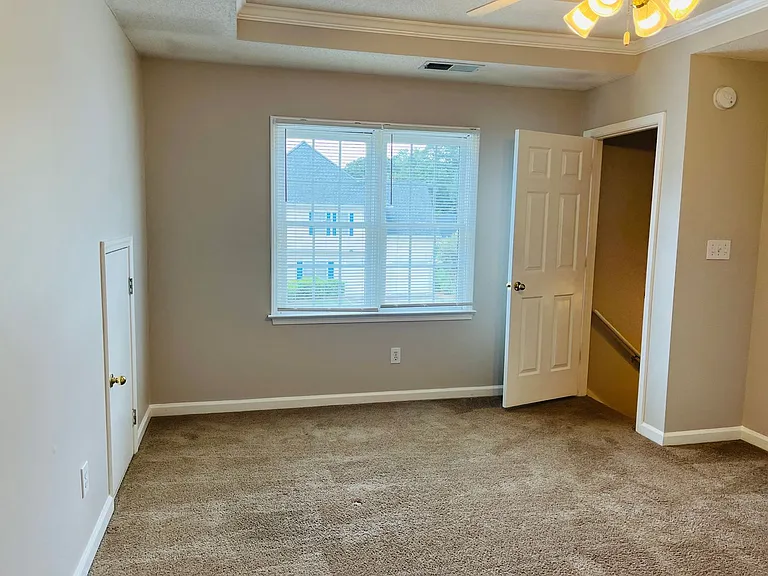 155 Woodstream Way — Photo 37