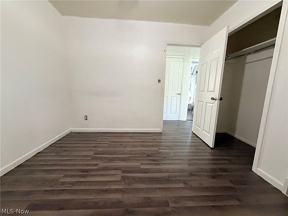 3rd image of 12716 Kadel Ave