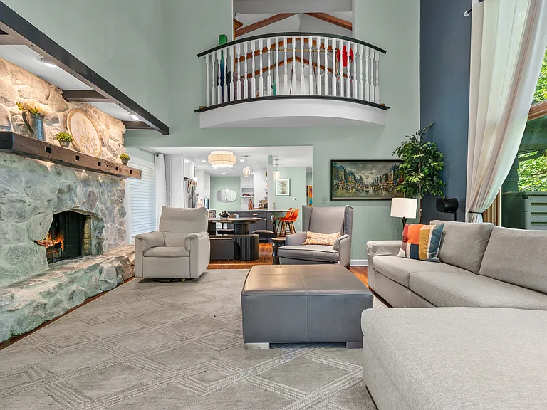 2520 Jodon Ct — Photo 18