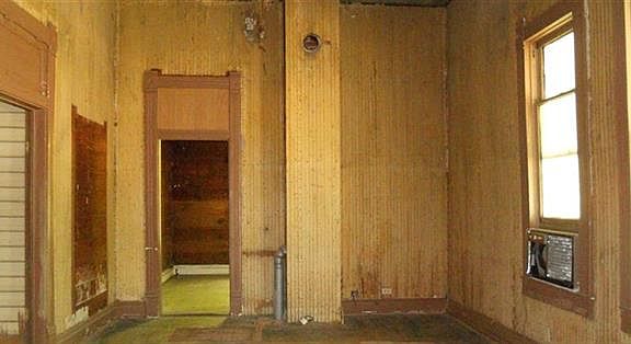 5th image of 511 N Bois Darc Ave