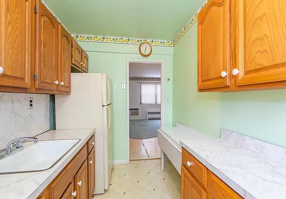 4th image of 90-46 153rd Ave #44
