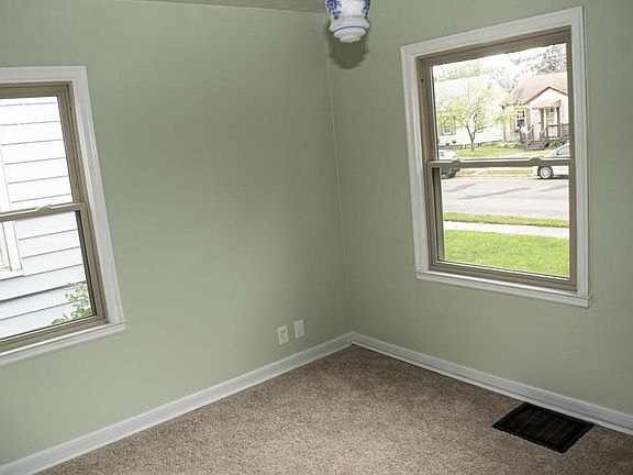 5th image of 529 2nd Ave S