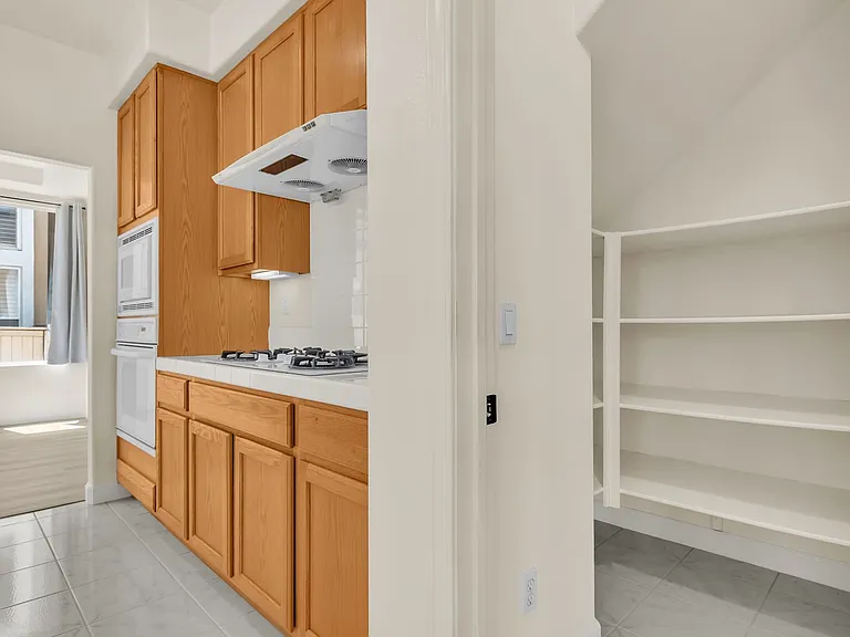 10 Clearwater Cv — Photo 12