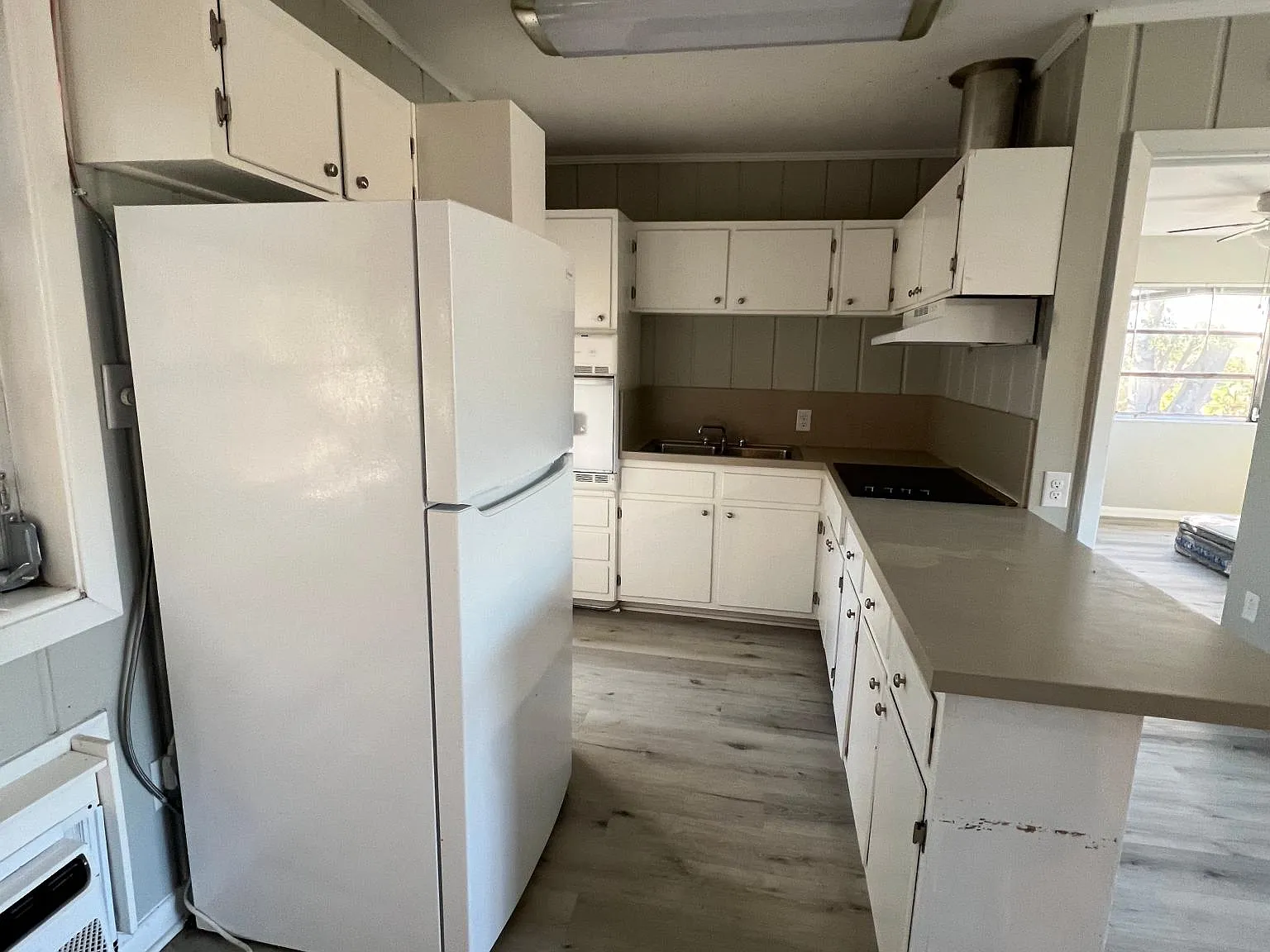 1 bed, 700 sqft, $995 — Photo 4