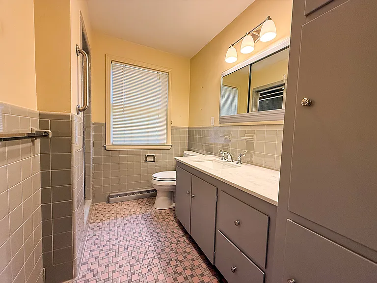 380 Gibbs Ave — Photo 15