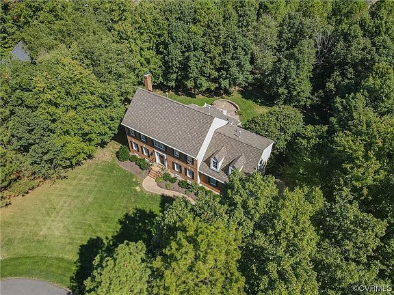2nd image of 12100 Country Hills Ct