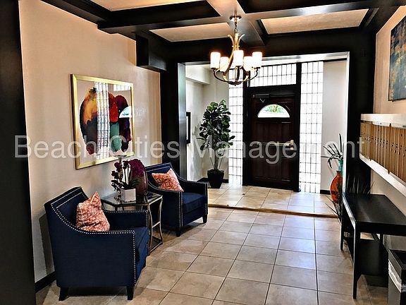 5th image of 3833 E 2nd St Unit 102