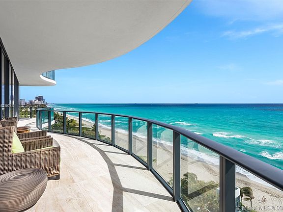 4th image of 19575 Collins Ave Unit 9