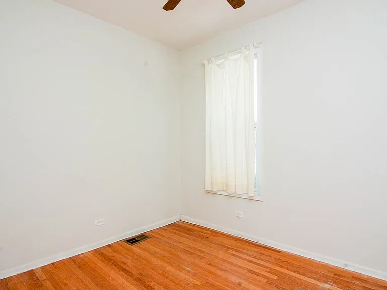 1129 N Winchester Ave #3C — Photo 16