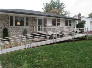 51 Henry Dr, Struthers, OH