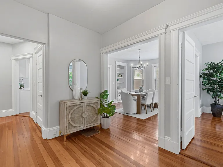 33 Rosemont St #1 — Photo 7