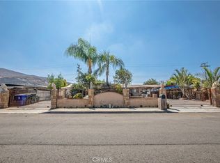 3200 Apple Ave, Riverside, CA 92509