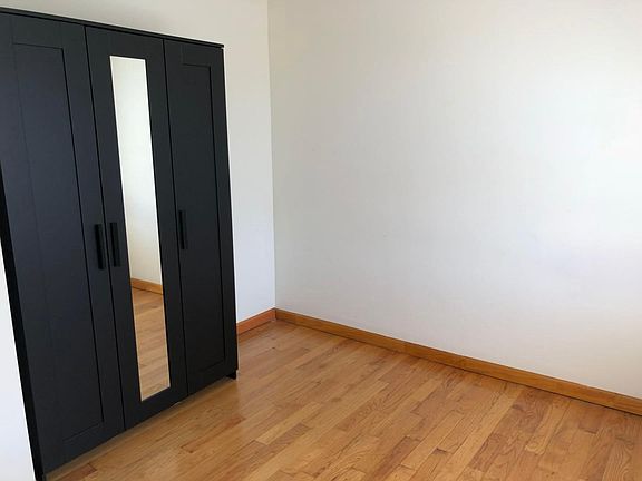 4th image of 2426 Benson Ave Floor 2