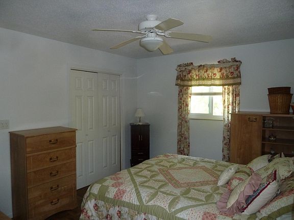 5th image of 5134 SE Rebecca Ln